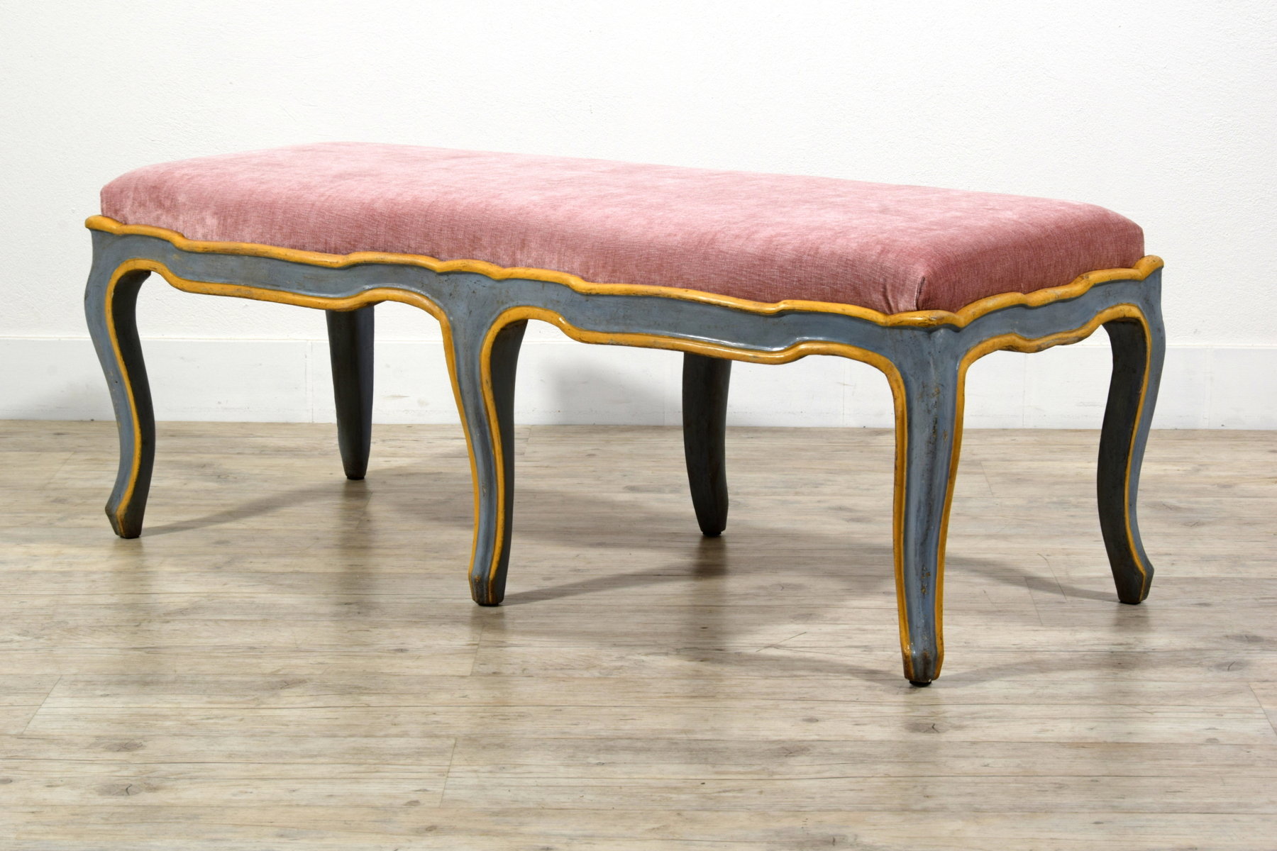 Carved and lacquered wooden bench, Baroque period, Piedmont, mid-18th century